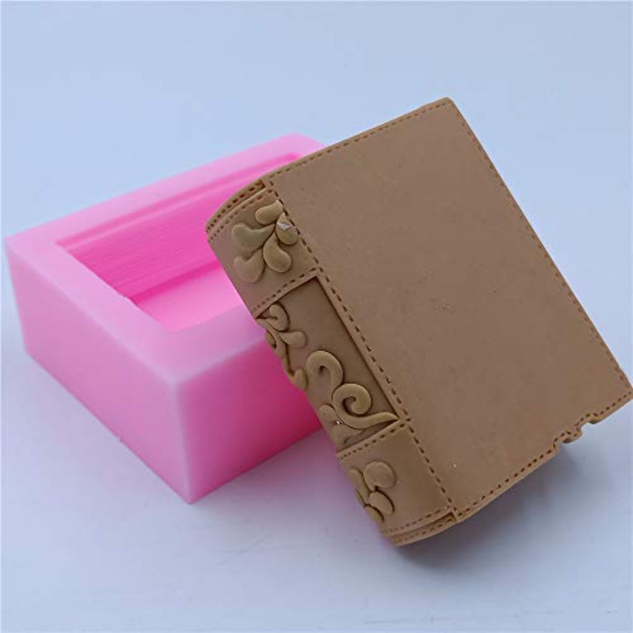 New Book Design Silicone Soap  - Soap Making Books recensione e prezzo