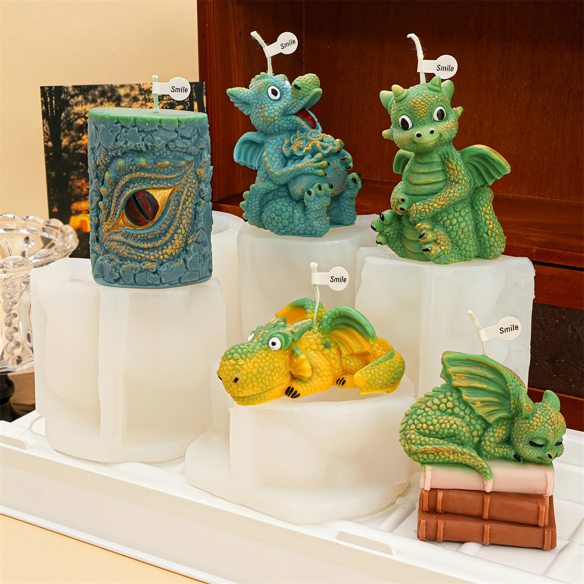 Cute Sleeping Dragon Candle Mo - Soap Making Books recensione e prezzo