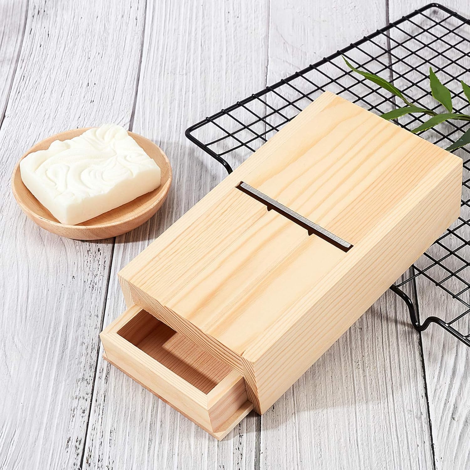 Soap Planer Cutter Drawer Box, - Soap Making Books recensione e prezzo
