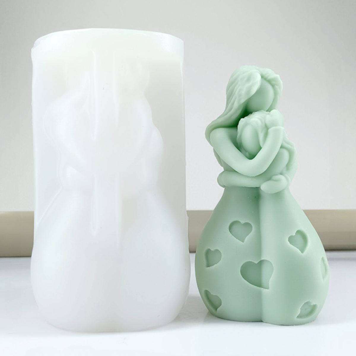 Mother Hugging Child Candle Si - Soap Making Kit For Kids recensione e prezzo