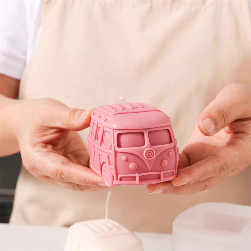Nicole Vintage Retro Mini Car  - Soap Making Chemical recensione e prezzo