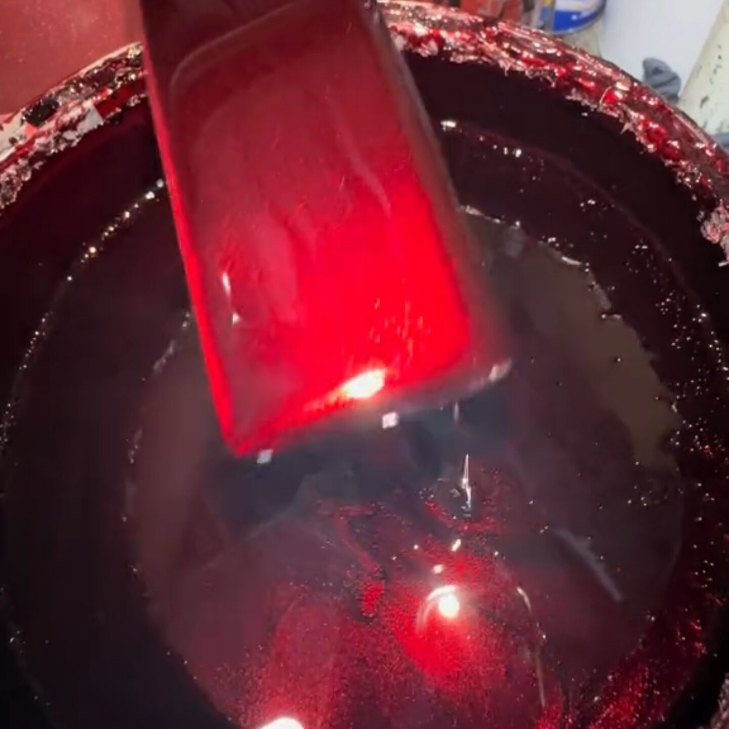 Metallic Blood Red Automotive  - Mica Powder Colorant recensione e prezzo